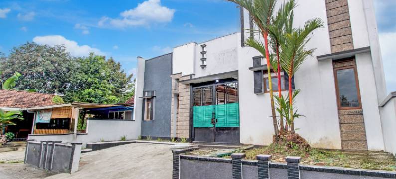 普禾科托酒店，靠近普禾科托广场(原拉尼亚旅馆)(Hotel O Purwokerto Near Alun Alun Purwokerto Formerly Guest House Rania)图片