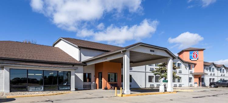 滑铁卢6号汽车旅馆(Motel 6 Waterloo, IA)图片