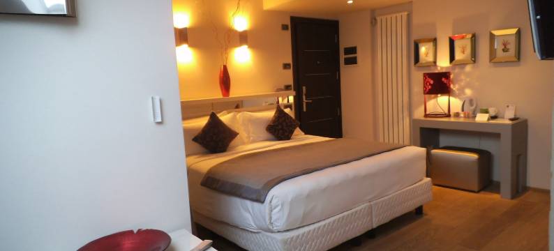 阿里斯顿酒店(Hotel Ariston & Apartments)图片