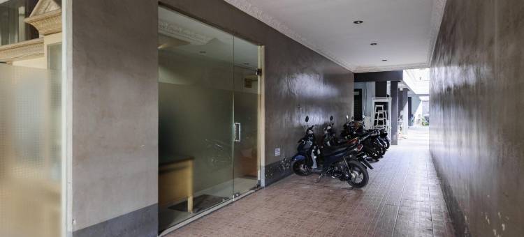 RedDoorz at Jatiwaringin Near Exit Toll Pondok Gede图片