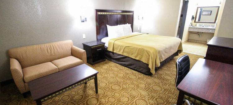 福布鲁克市中心伊克诺套房酒店(Econo Lodge Inn & Suites Fallbrook Downtown)图片