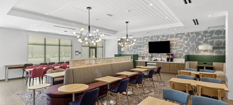 Home2 Suites By Hilton 里布市中心(Home2 Suites by Hilton Riverside Downtown)图片