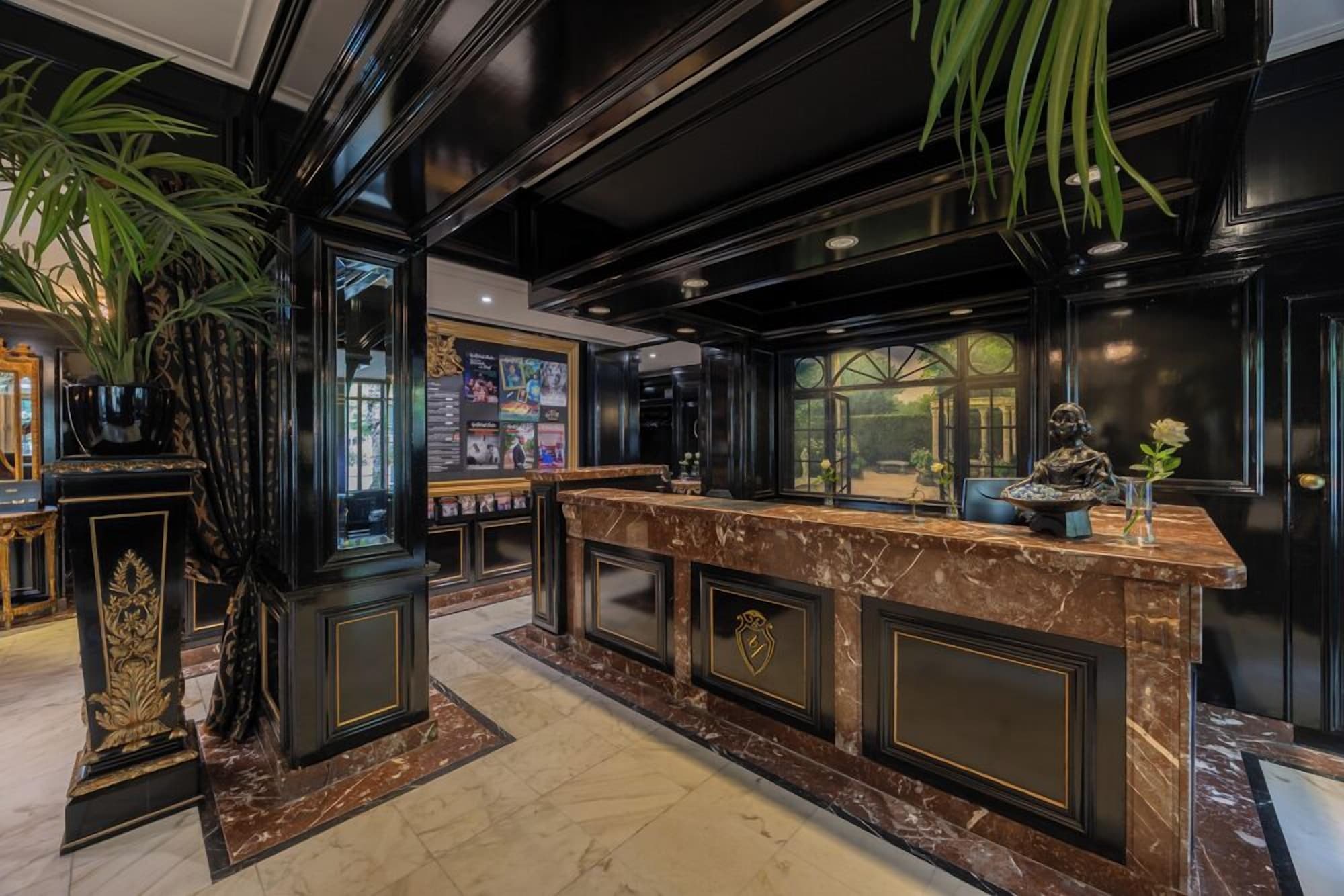 Apollofirst Boutique Hotel Over view