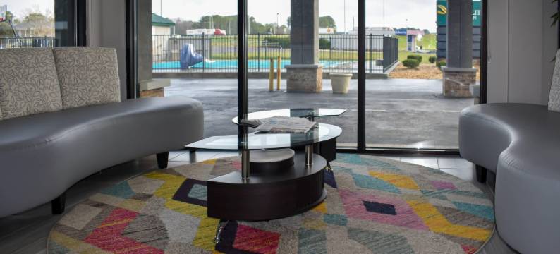 卡尔霍恩北I-75品质酒店(Quality Inn Calhoun North I-75)图片