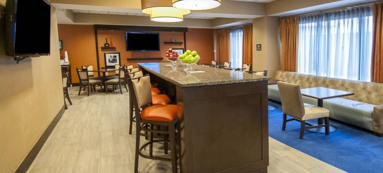 希尔顿欢朋酒店-梅塔里(Hampton Inn Metairie)图片