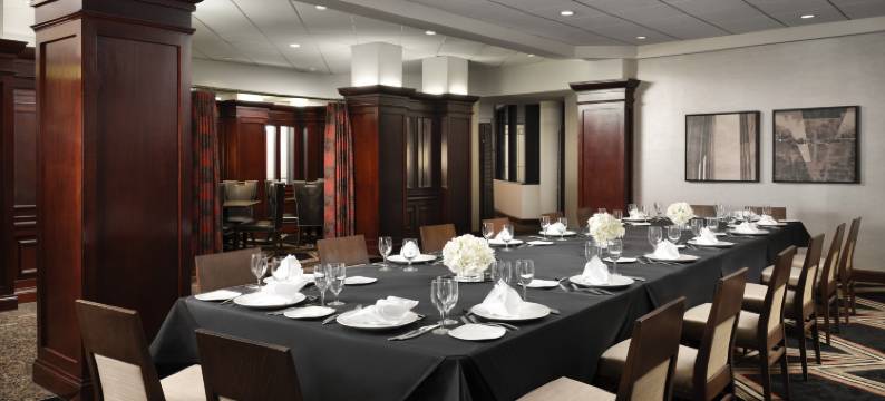 阿灵顿希尔顿酒店(Hilton Arlington)图片