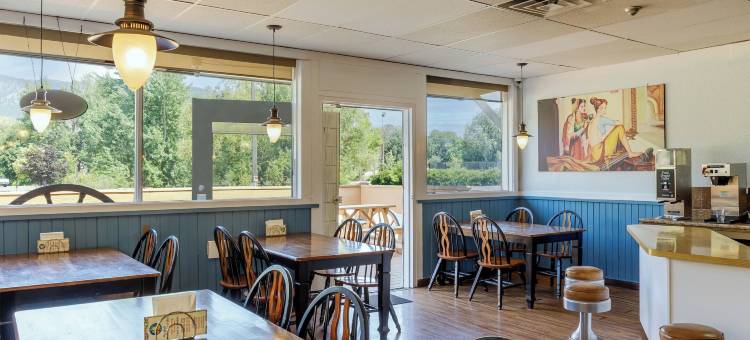 6号汽车旅馆 - 梅里特，不列颠哥伦比亚省(Motel 6 Merritt BC)图片