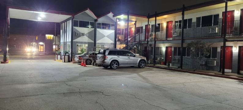 贾斯珀哈钦森科拉泰尔酒店及套房(Coratel Inn & Suites by Jasper Hutchinson)图片