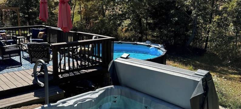 The Moose Lodge by the Buffalo River.图片