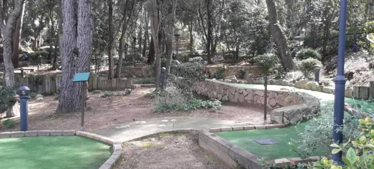 Villa in Lloret de Mar with Private Pool图片