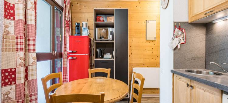 Cosy apartment in Morillion with balcony图片