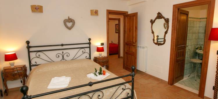 Villa near Lake Bolsena with Pool图片
