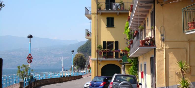 Apartment in Vello by Lake Iseo Beach图片