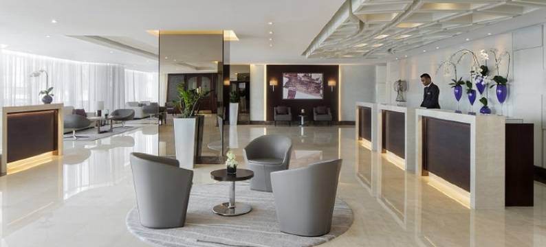 朱美拉罗塔纳酒店(Jumeira Rotana)图片