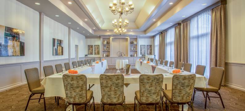 奥本假日酒店(Holiday Inn AUBURN by IHG)图片