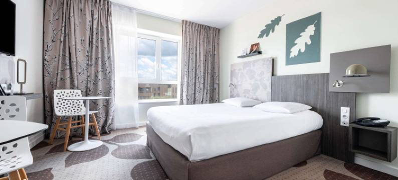 美居贡比涅南酒店(Hôtel Mercure Compiègne Sud)图片