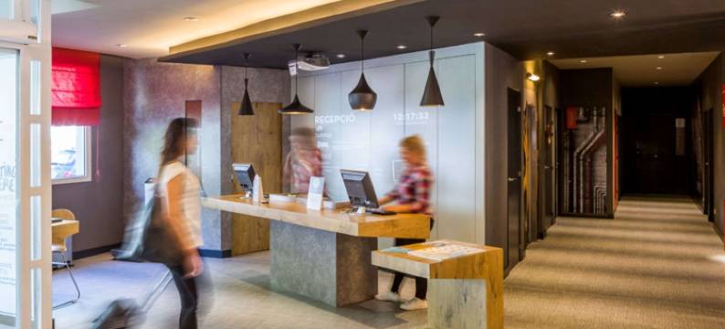 宜必思巴塞罗那卡斯特德菲尔斯酒店(Ibis Barcelona Castelldefels)图片