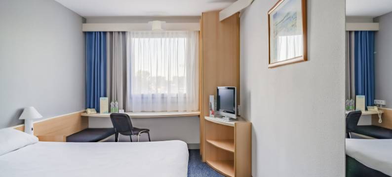 宜必思琴斯托霍瓦酒店(Ibis Czestochowa)图片