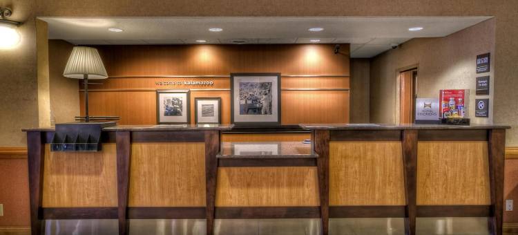 卡拉马祖奥施蒂莫欢朋酒店及套房(Hampton Inn & Suites Kalamazoo/Oshtemo)图片