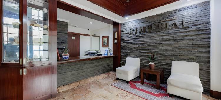 红多兹酒店-近芝卡朗力宝WaterBoom水上乐园(RedDoorz Near Waterboom Lippo Cikarang)图片