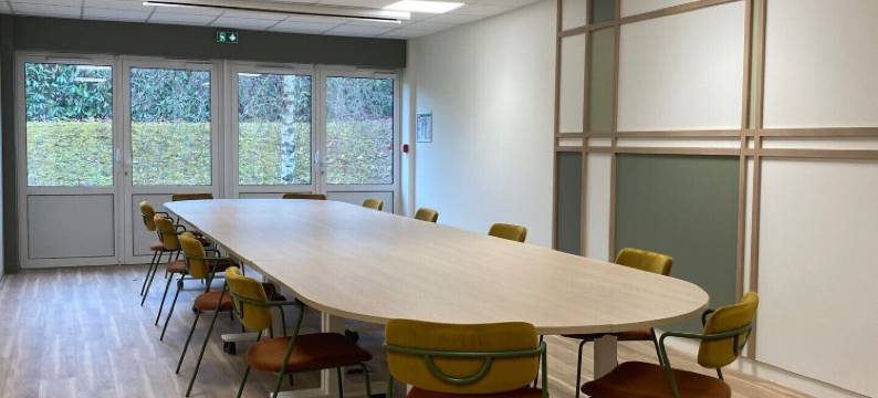 蟠龙普瓦捷布里特酒店(Brit Hotel Poitiers Beaulieu)图片