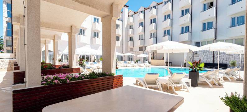 科尔奇拉酒店(Hotel Korkyra)图片