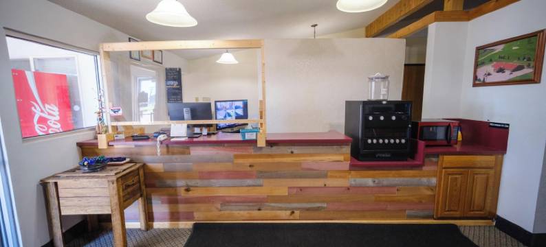 Westwood Inn & Suites 金博尔 I 90(Westwood Inn & Suites Kimball I 90)图片