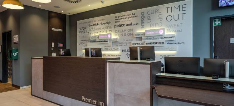 杜伊斯堡市老城区普瑞米尔酒店(Premier Inn Duisburg City Altstadt)图片