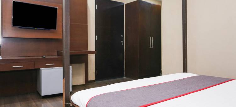 红多兹酒店@雪卡朗2号(Collection O Cikarang Near Pollux Mall Formerly Hotel Pesona Cikarang)图片