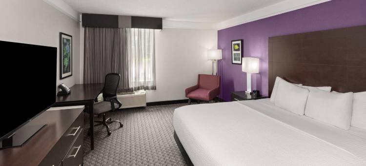奥斯汀圆石城拉昆塔温德姆套房酒店(La Quinta Inn & Suites by Wyndham Austin Round Rock)图片