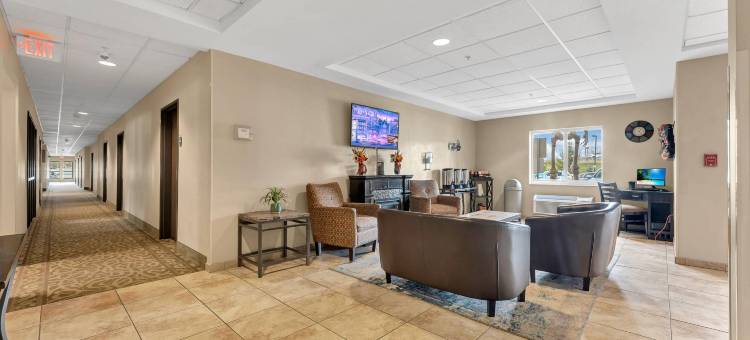 宾夕法尼亚华盛顿郊区套房酒店(Suburban Studios Washington, PA)图片