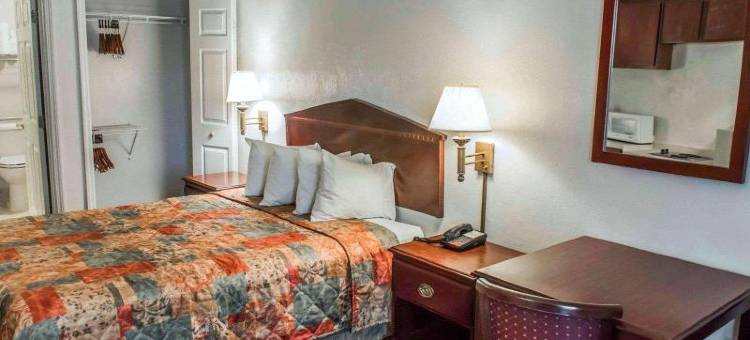 塔拉哈西郊区开放式客房 - 近大学(Suburban Extended Stay Hotel Tallahassee near University)图片