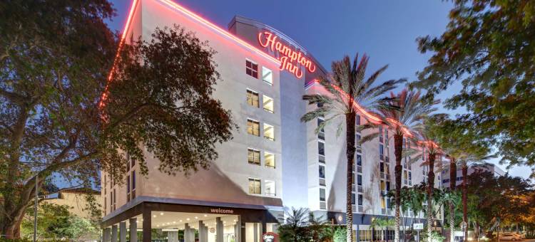 迈阿密椰林珊瑚山墙欢朋酒店(Hampton Inn Miami-Coconut Grove/Coral Gables)图片