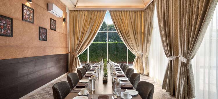 阿里格尔GT路温德姆华美达酒店(Ramada by Wyndham Aligarh GT Road)图片