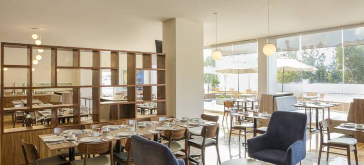 瓜达拉哈拉佩里菲里科波尼特嘉年华酒店(Fiesta Inn Guadalajara Periferico Poniente)图片