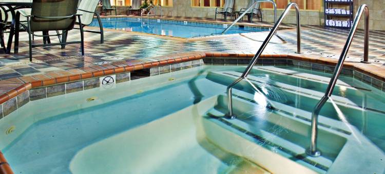 智选假日套房酒店香槟分校(I的区U)(Holiday Inn Express & Suites Urbana-Champaign (U of I Area))图片