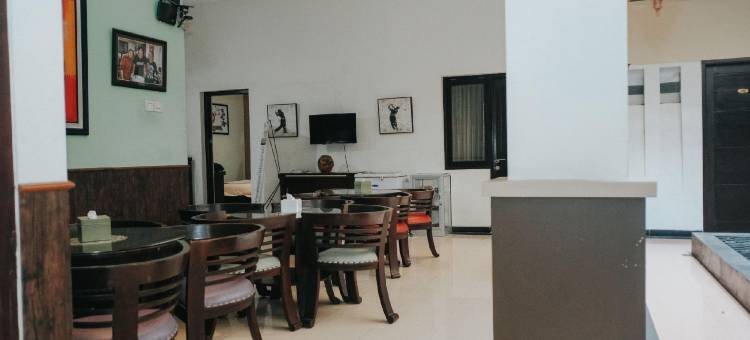 OYO1130班顿伊斯兰旅馆(OYO 1130 Bandoeng Guest House Syariah)图片