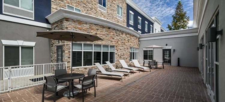 智选假日套房酒店夏洛特东南亚 - 马修斯(Holiday Inn Express & Suites CHARLOTTE SOUTHEAST - MATTHEWS by IHG)图片