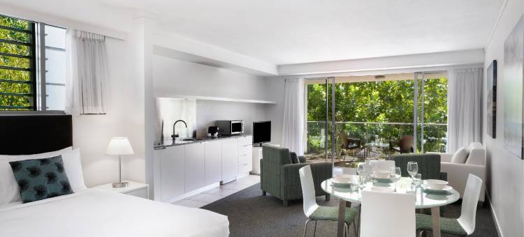 Peppers Blue on Blue图片