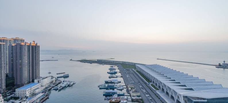 望海观景栈桥火车站海景公寓(四川路1号分店)图片