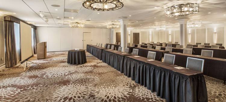 纳努特希尔顿逸林酒店(DoubleTree by Hilton Nanuet)图片