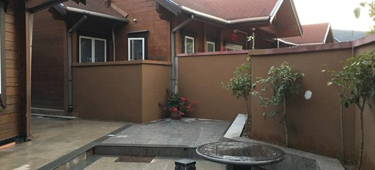 巳伐利亚庄园嘉友湖景木屋酒店(巴登大道6号分店)图片