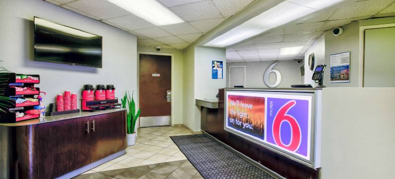 德卢斯6号汽车旅馆(Motel 6 Duluth, MN)图片