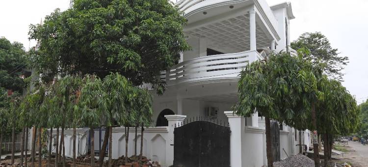 Super Hotel O Greenview Near Munshi Pulia Metro Station图片