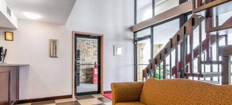 富兰克林南伊克诺旅馆(Econo Lodge)图片