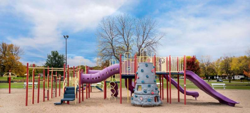 马歇尔速8酒店(Super 8 by Wyndham Marshall MN)图片