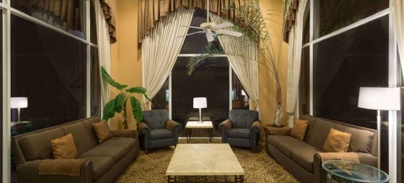 布尔黑特市温德姆戴斯酒店(Days Inn by Wyndham Bullhead City)图片