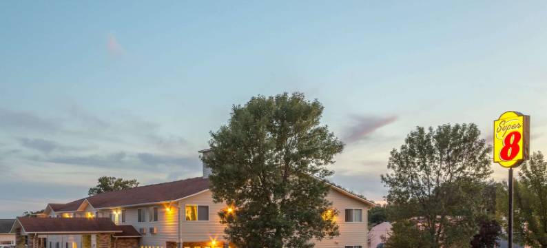 克雷斯科温德姆速8酒店(Super 8 by Wyndham Cresco IA)图片