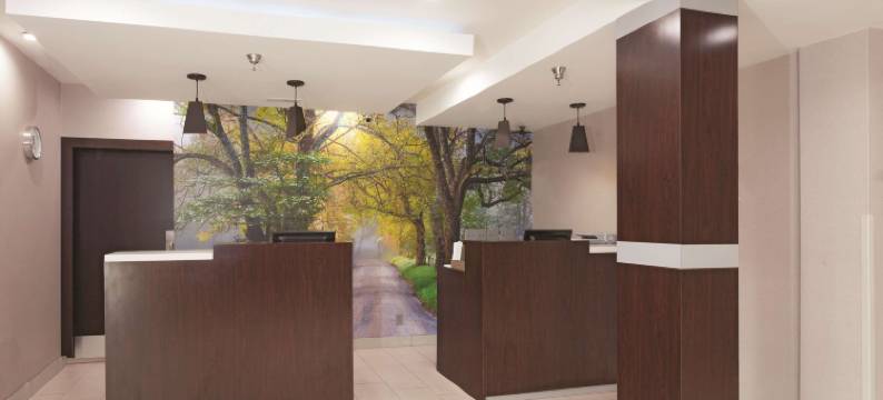 诺克斯维尔北I-75拉昆塔温德姆套房酒店(La Quinta Inn & Suites by Wyndham Knoxville North I-75)图片