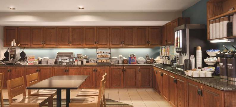 本顿维尔南罗吉斯丽怡酒店(Country Inn & Suites by Radisson, Bentonville South - Rogers, AR)图片